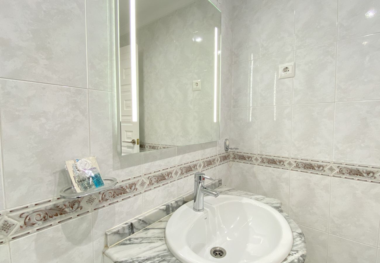 Apartamento en Nerja - Acapulco Playa 412 by Casasol 