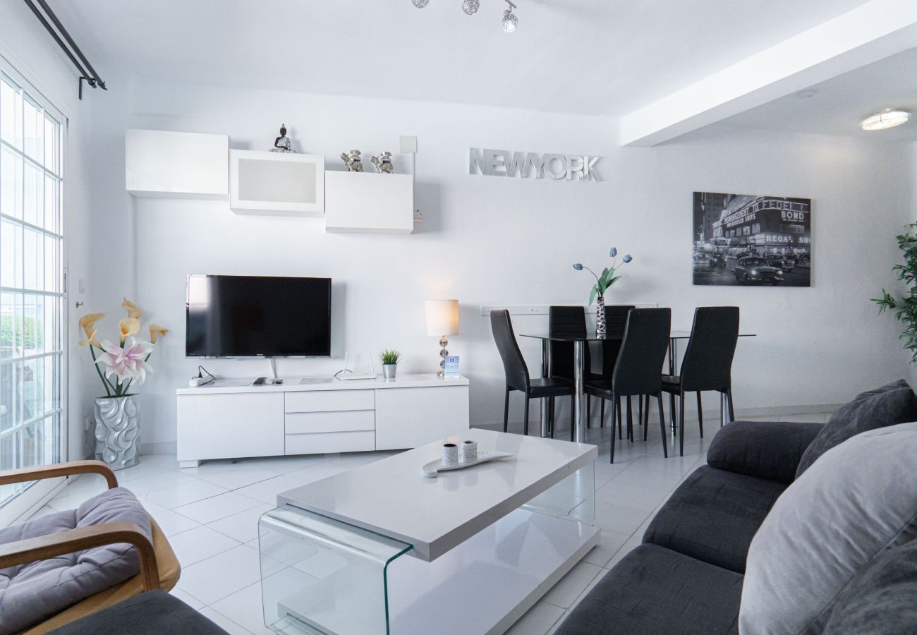 Apartamento en Nerja - Apartamento Centro Top Floor by Casasol 