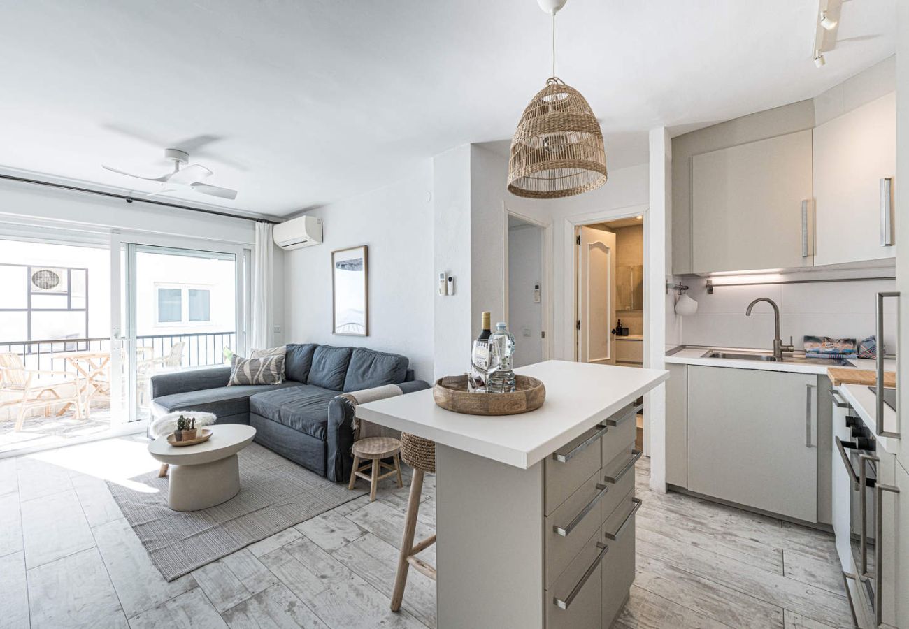 Amplio apartamento para parejas en Nerja - Acapulco 302