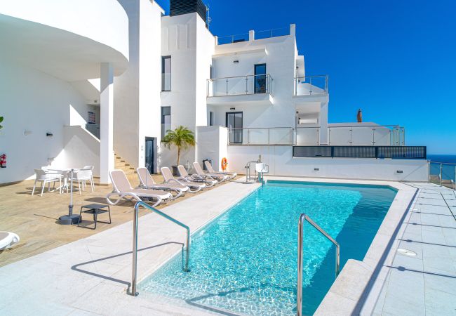 Apartamento en Nerja - Terrazas de Ladera Duplex 1 by Casasol 