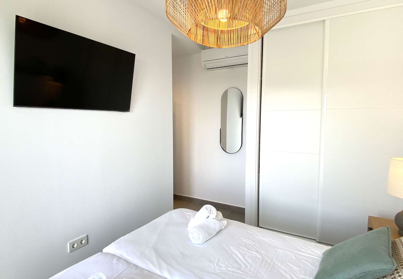 Apartamento en Nerja - Balcon del Mar Seaview 114 | Apartamento con Terraza y Vistas al Mar en Nerja