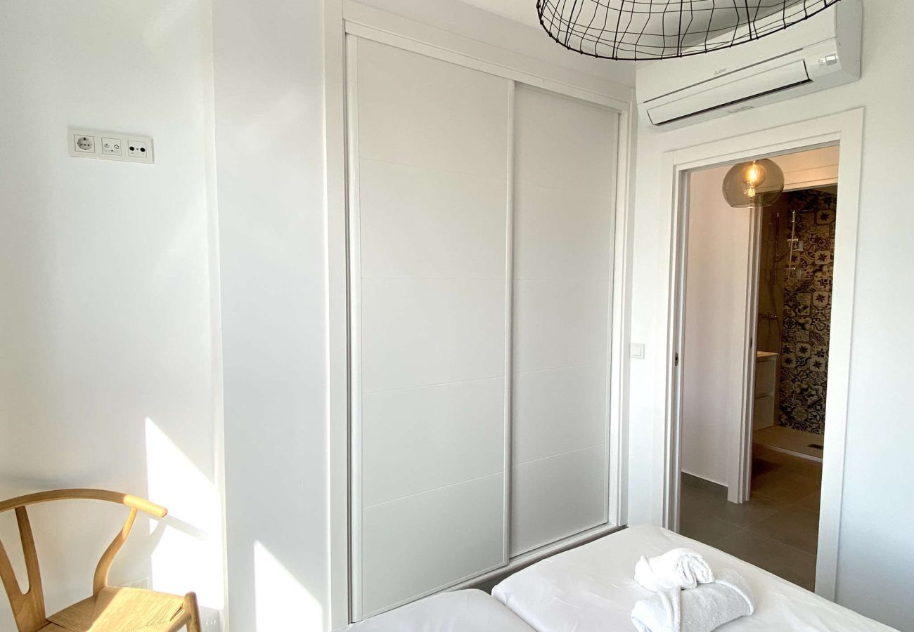 Apartamento en Nerja - Balcon del Mar Seaview 114 | Apartamento con Terraza y Vistas al Mar en Nerja