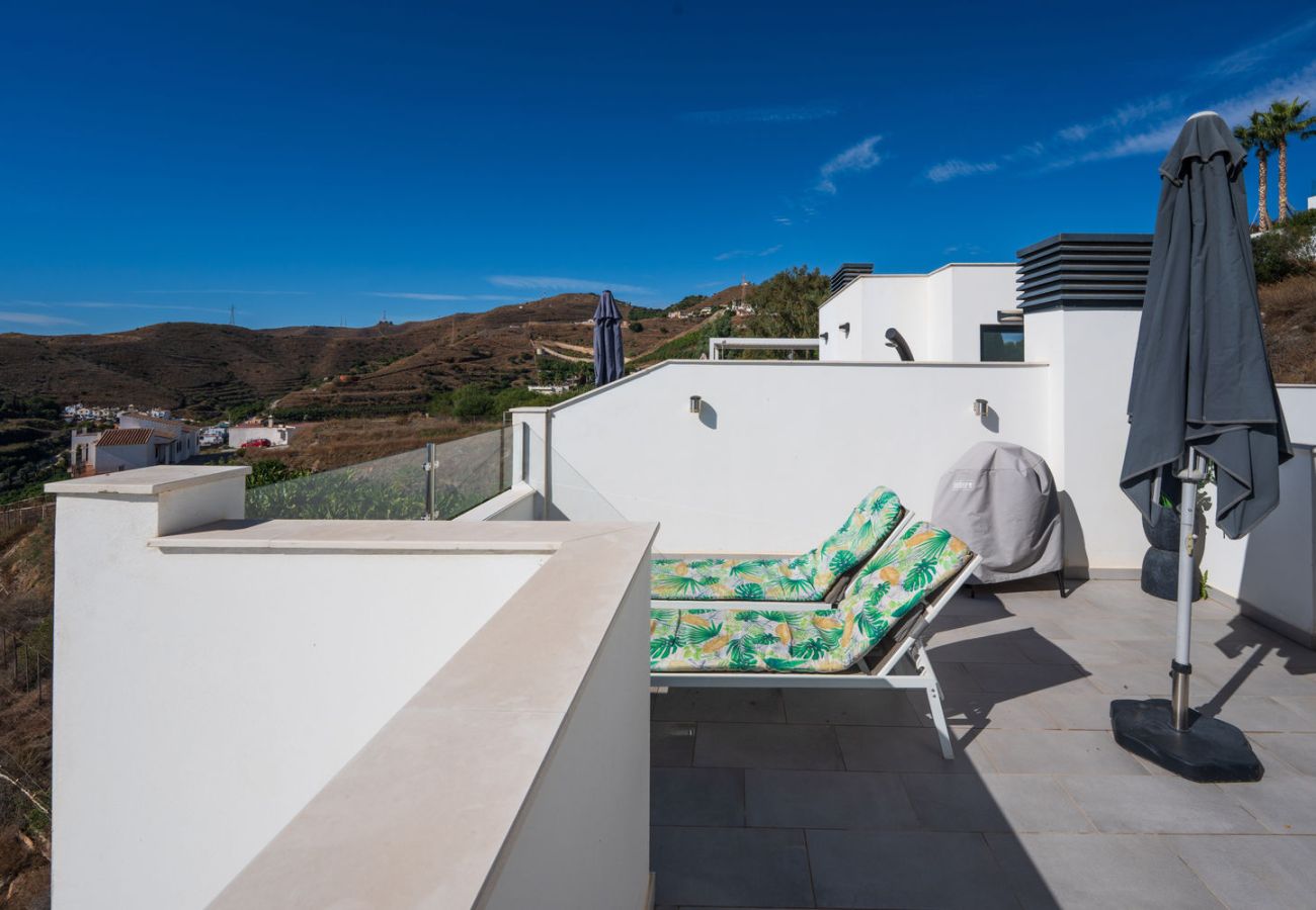 Apartamento en Nerja - Terrazas de Ladera Duplex 3 by Casasol 
