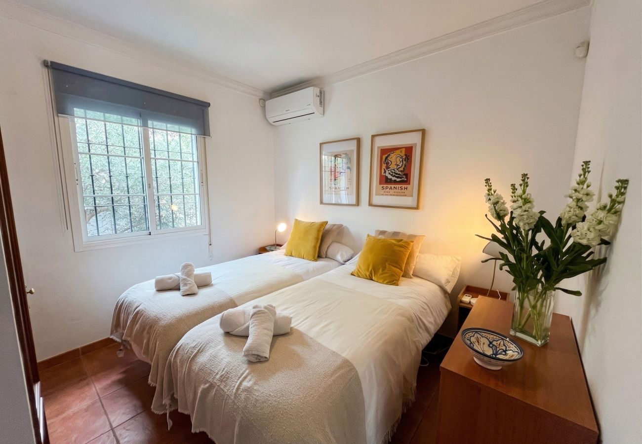 Villa en Torrox Costa - Villa Calidum: Villa con Piscina Privada en Nerja