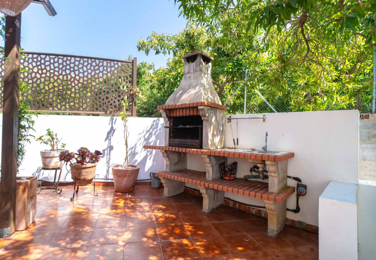 Villa en Torrox Costa - Villa Calidum: Villa con Piscina Privada en Nerja