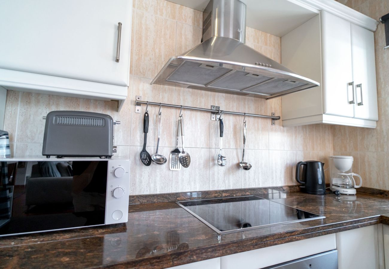 Villa en Torrox Costa - Villa Calidum: Villa con Piscina Privada en Nerja