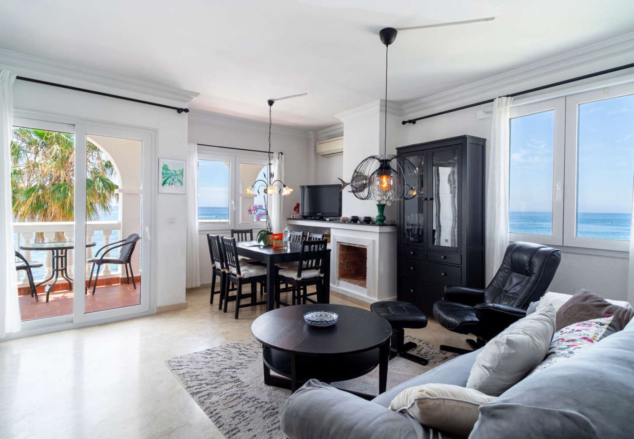 Apartamento en Nerja - Stella Maris Beachfront 2J by Casasol 