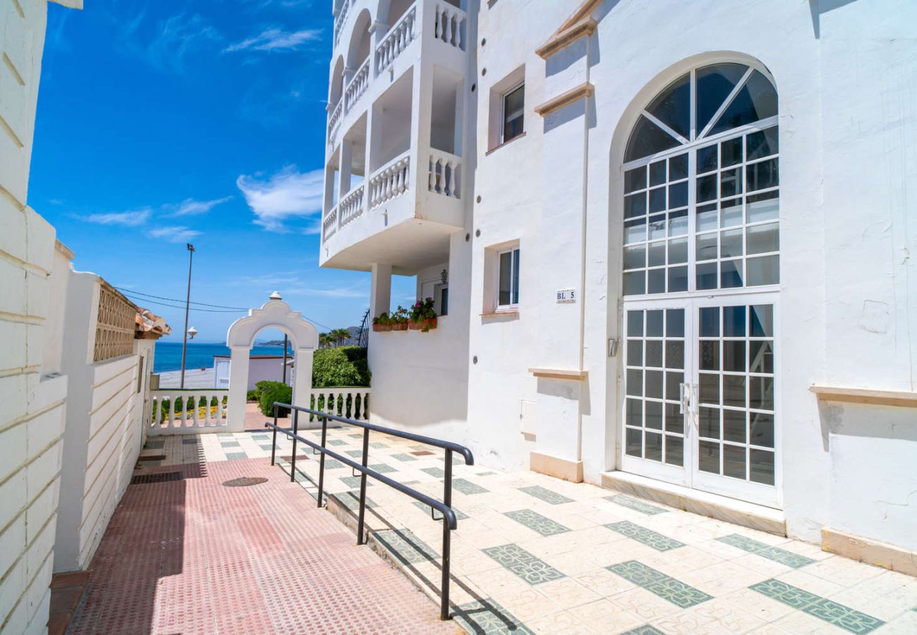 Apartamento en Nerja - Stella Maris Beachfront 2J by Casasol 