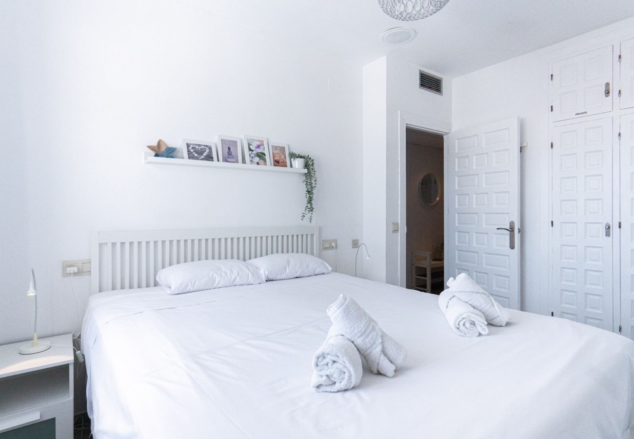 Apartamento en Nerja - Verano Azul Seasun 90B by Casasol