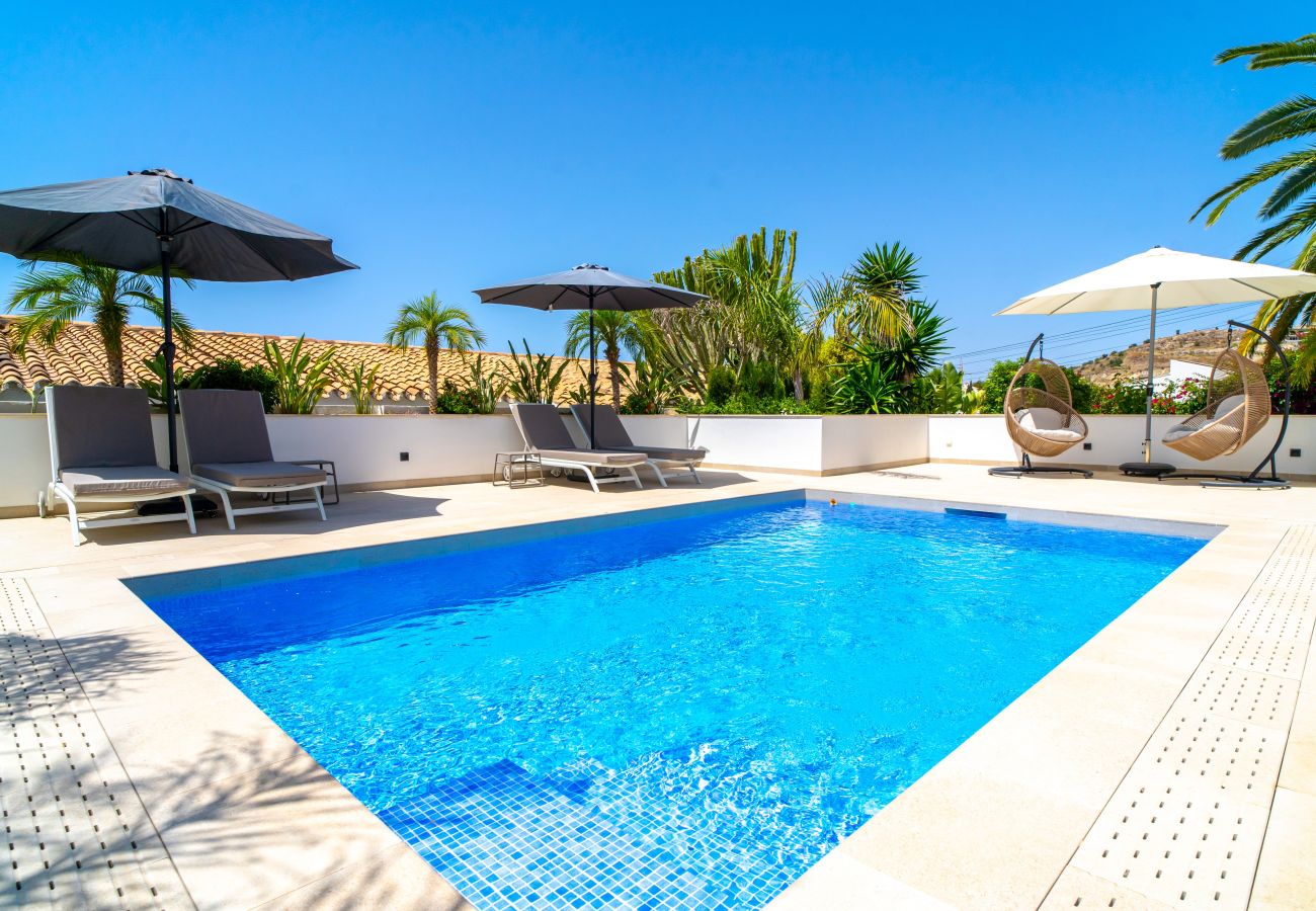 Villa en Nerja - Villa Grand Pool Terrace by Casasol