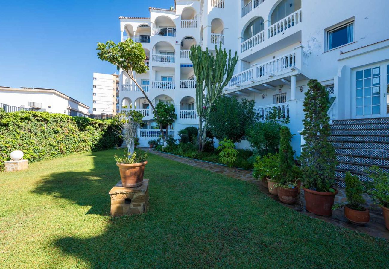 Apartamento en Nerja - Stella Maris Nerja Beachfront Apartment, Sea View 