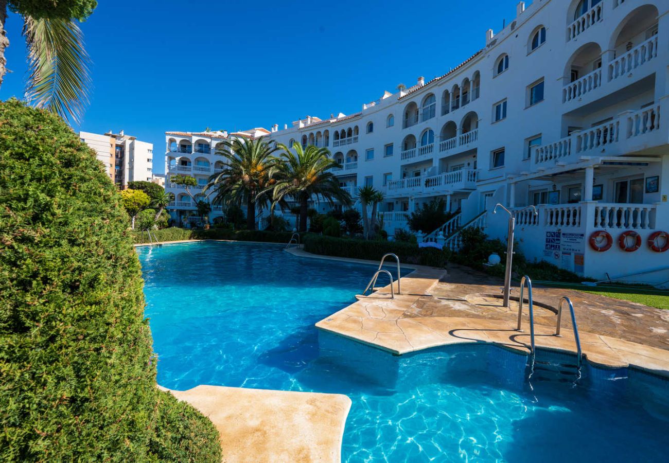Apartamento en Nerja - Stella Maris Nerja Beachfront Apartment, Sea View 