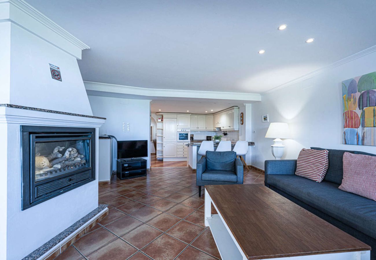 Apartamento en Nerja - Stella Maris Nerja Beachfront Apartment, Sea View 