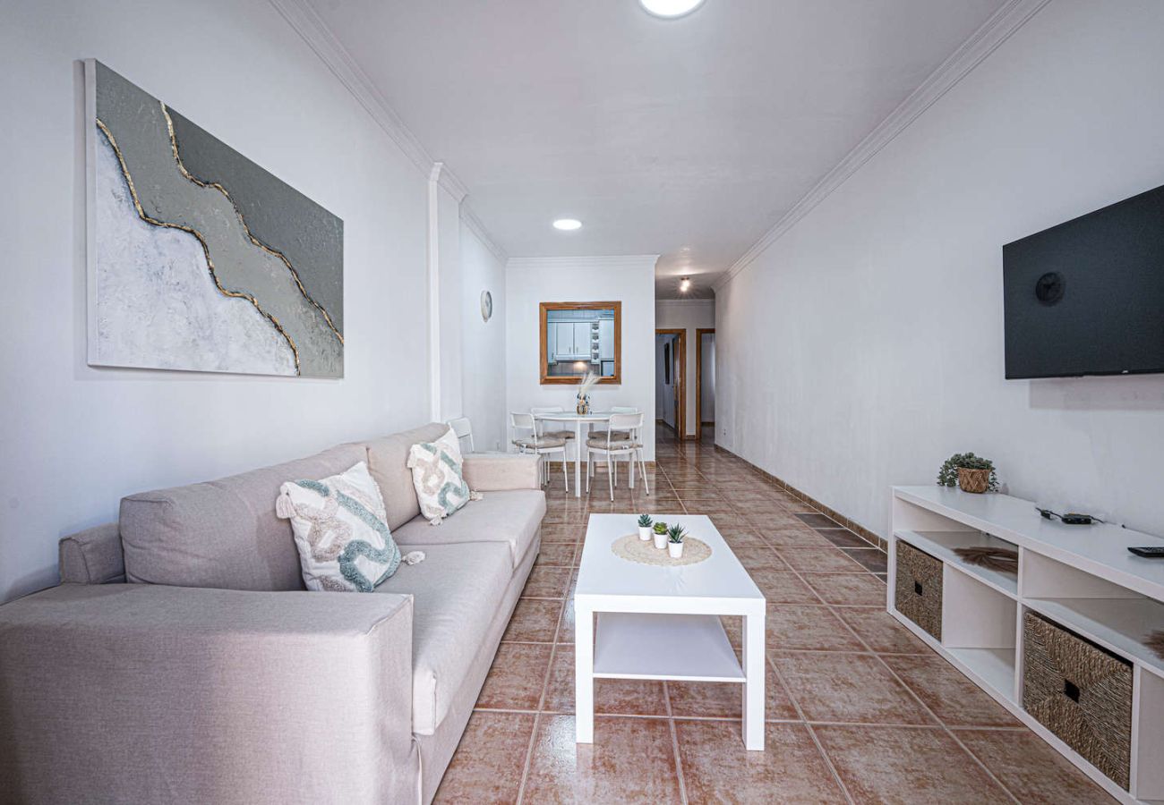 Apartamento en Nerja - Torrecilla Urban Beach Nerja: Apartamento con Piscina en la Azotea
