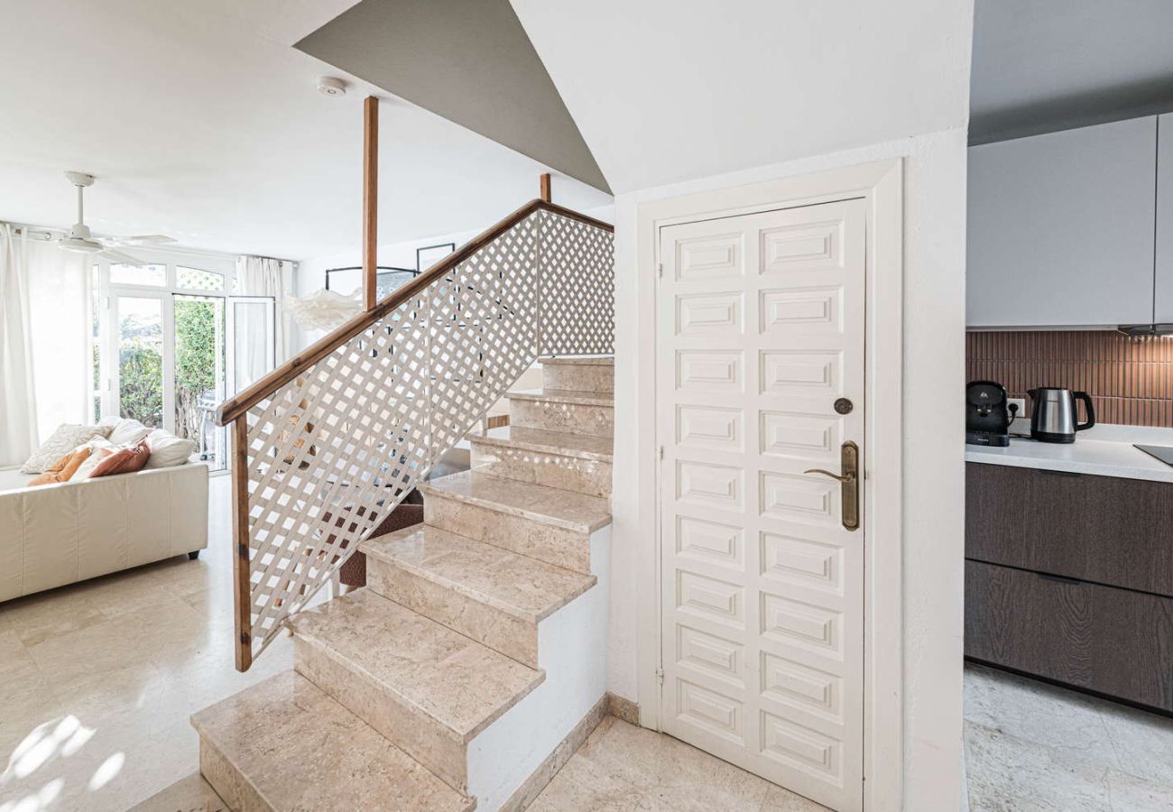 Apartamento en Nerja - Casa Lena Verano Azul Nerja: Dúplex Familiar con Vistas