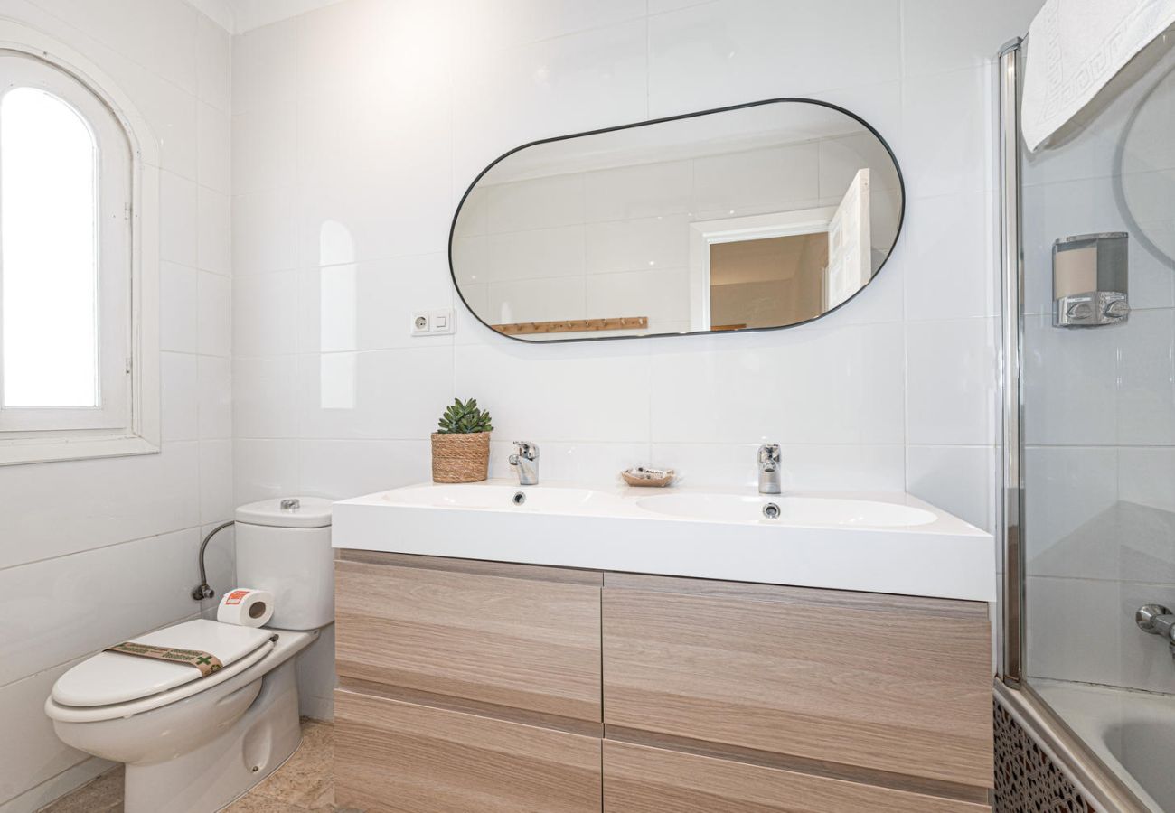 Apartamento en Nerja - Casa Lena Verano Azul Nerja: Dúplex Familiar con Vistas