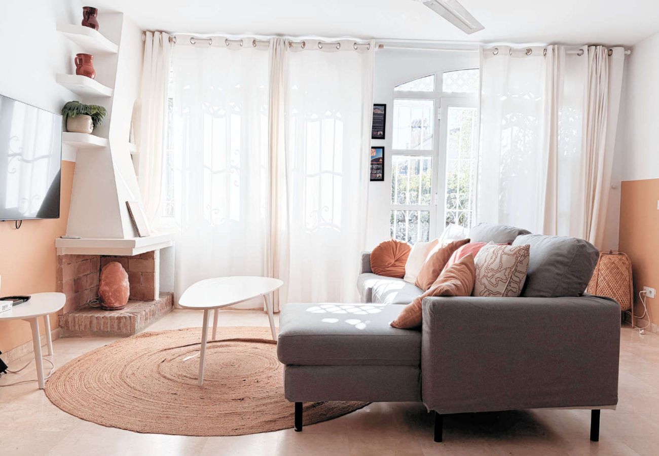 Apartamento en Nerja - Casa Lena Verano Azul Nerja: Dúplex Familiar con Vistas