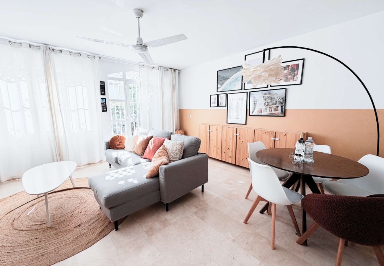 Apartamento en Nerja - Casa Lena Verano Azul Nerja: Dúplex Familiar con Vistas