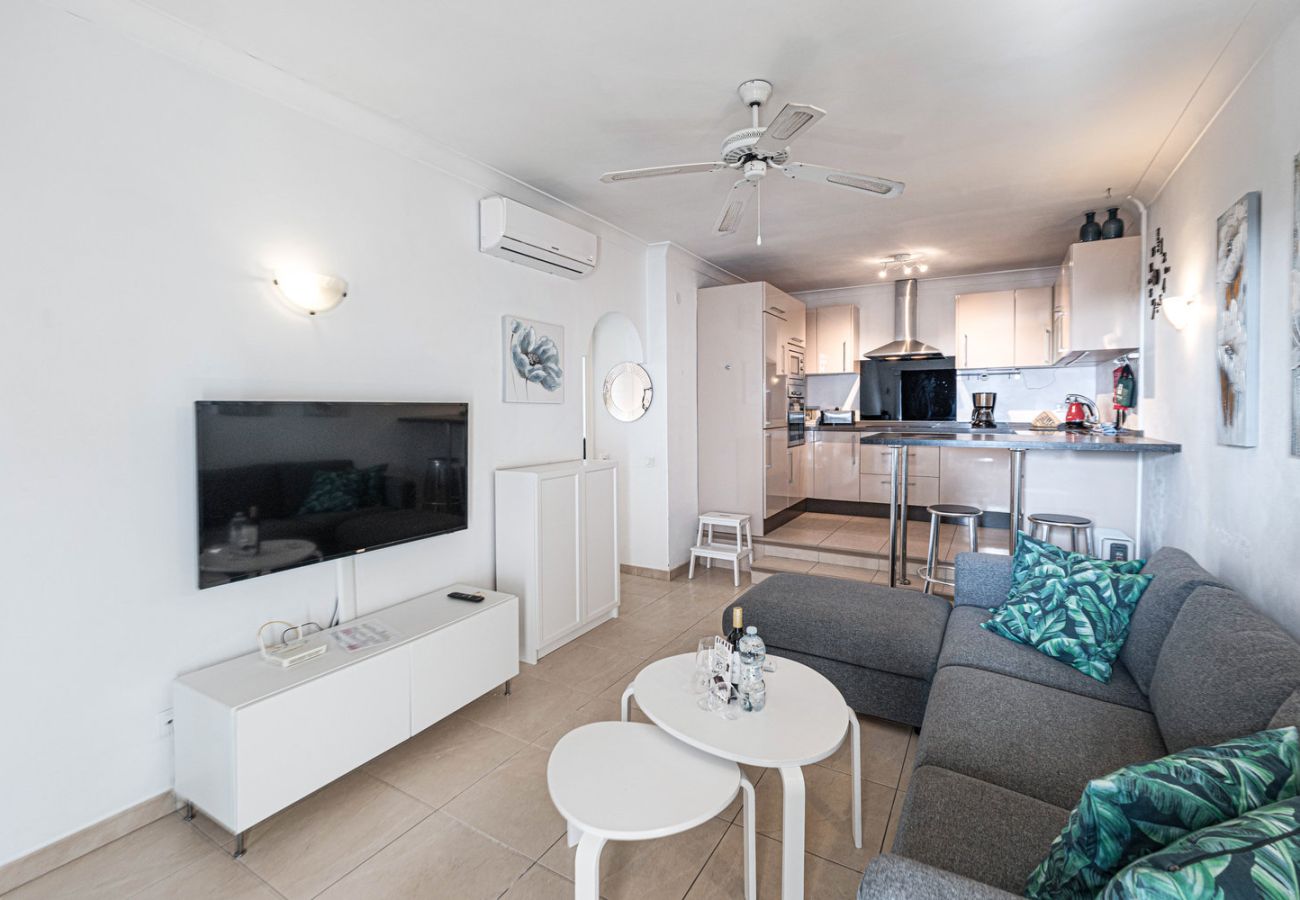 Apartamento en Nerja - Casa Tranquila: Apartamento con vistas al mar en San Juan de Capistrano, Nerja