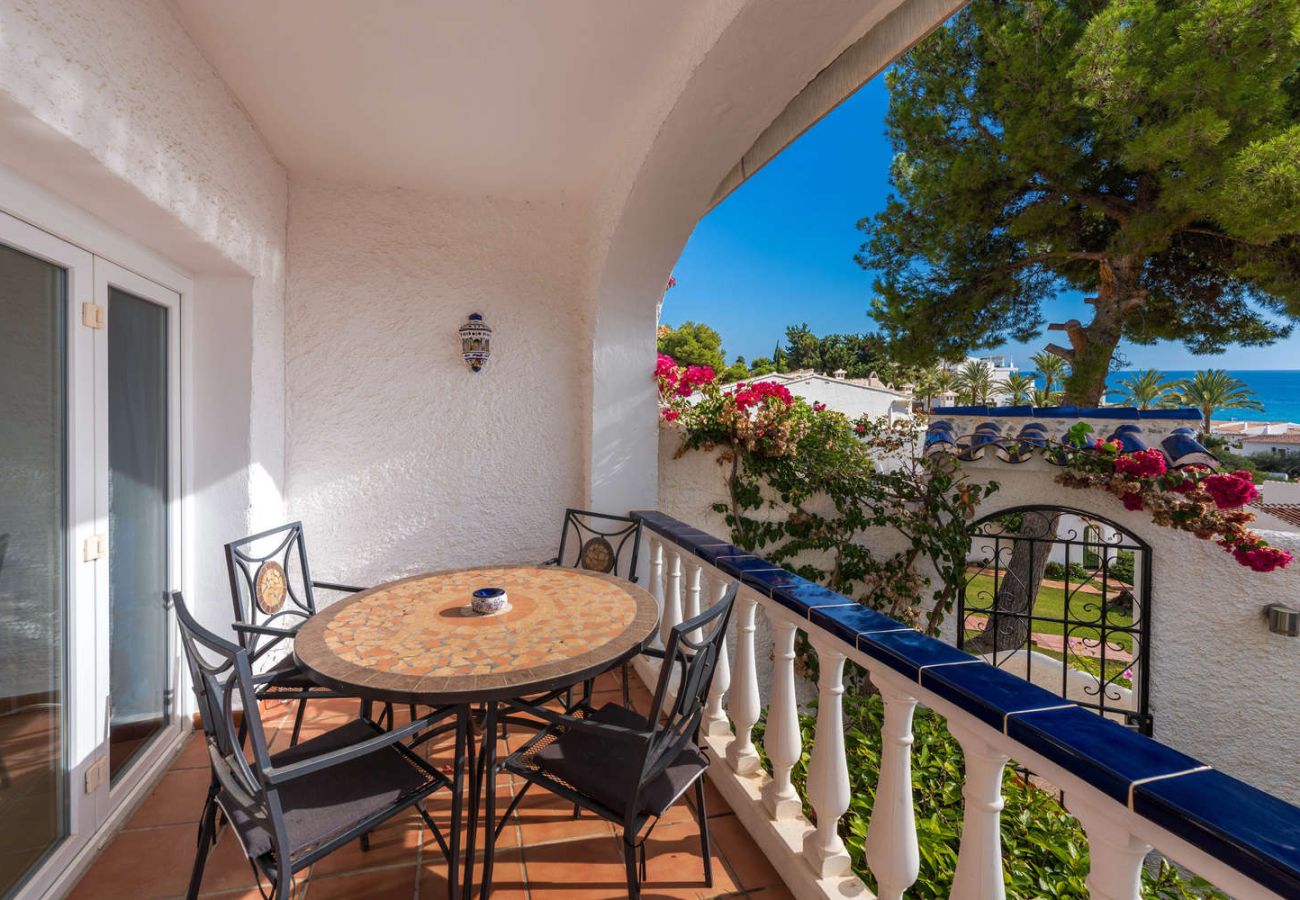 Apartamento en Nerja - Casa Tranquila: Apartamento con vistas al mar en San Juan de Capistrano, Nerja