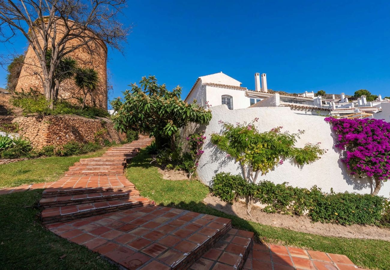 Apartamento en Nerja - Casa Tranquila: Apartamento con vistas al mar en San Juan de Capistrano, Nerja