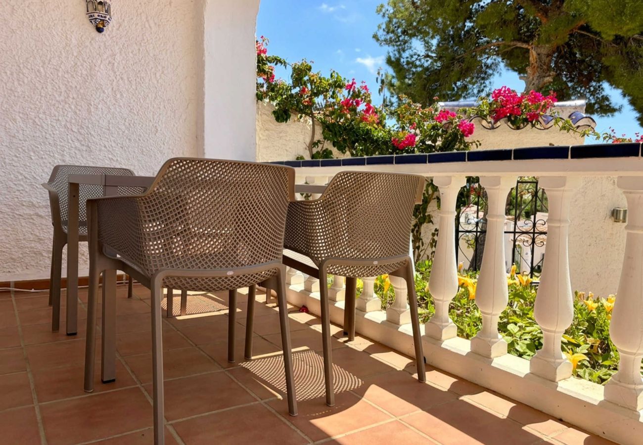 Apartamento en Nerja - Casa Tranquila: Apartamento con vistas al mar en San Juan de Capistrano, Nerja