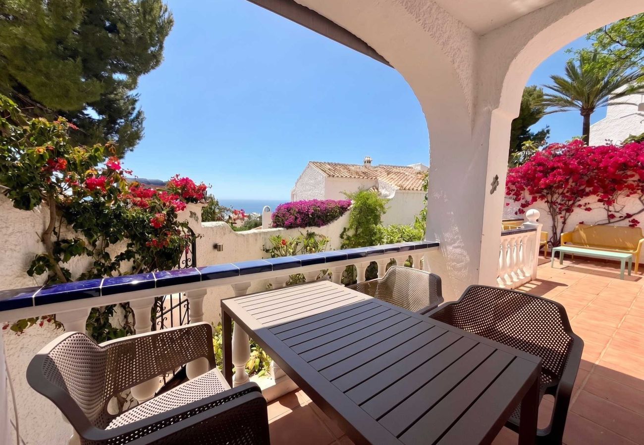 Apartamento en Nerja - Casa Tranquila: Apartamento con vistas al mar en San Juan de Capistrano, Nerja