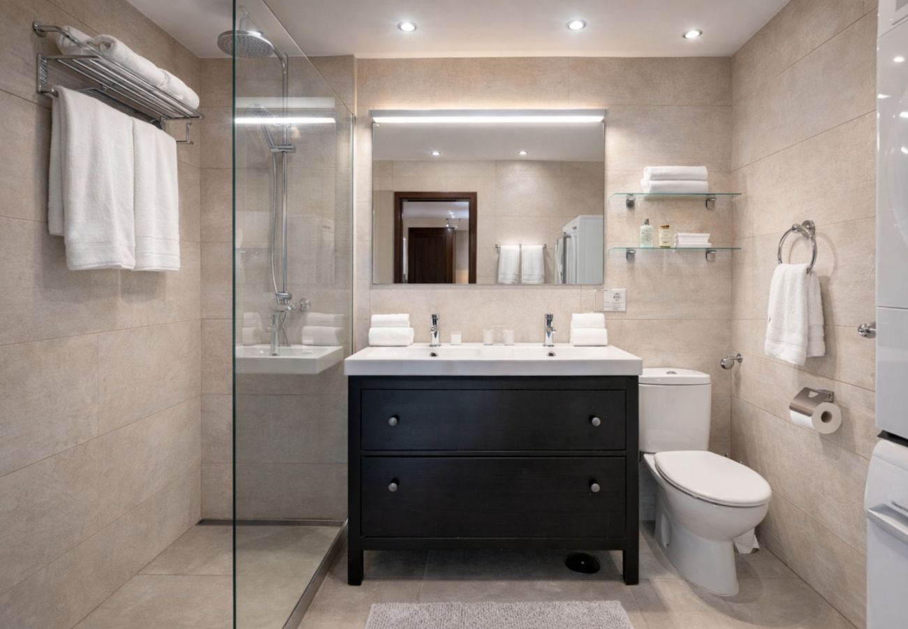 Casa adosada en Nerja - Casa Lavanda – Casa de vacaciones en Nerja con vistas al mar y piscina