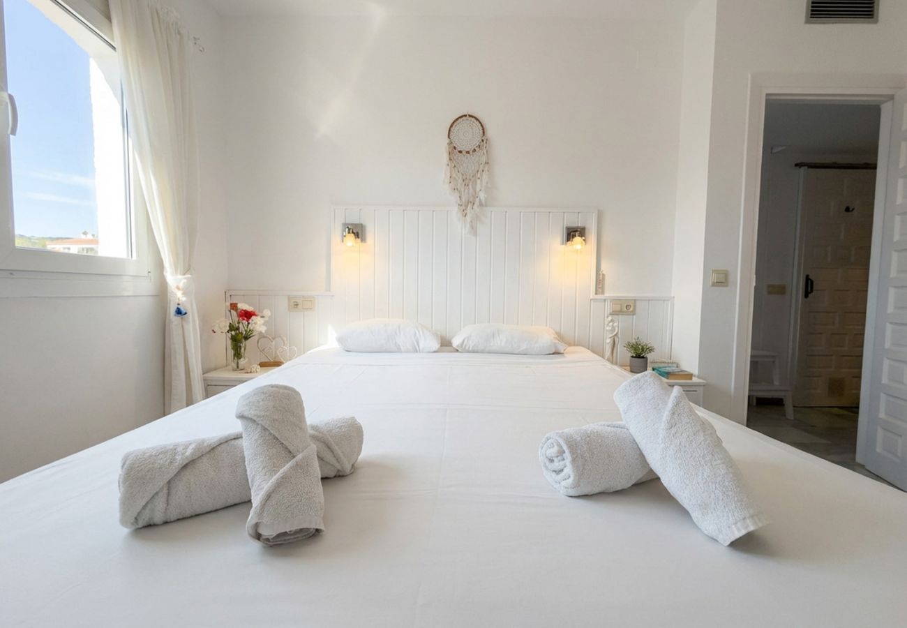 Apartamento en Nerja - Apartamento Casa Monica en Verano Azul: Vistas al Mar y Solárium en Nerja