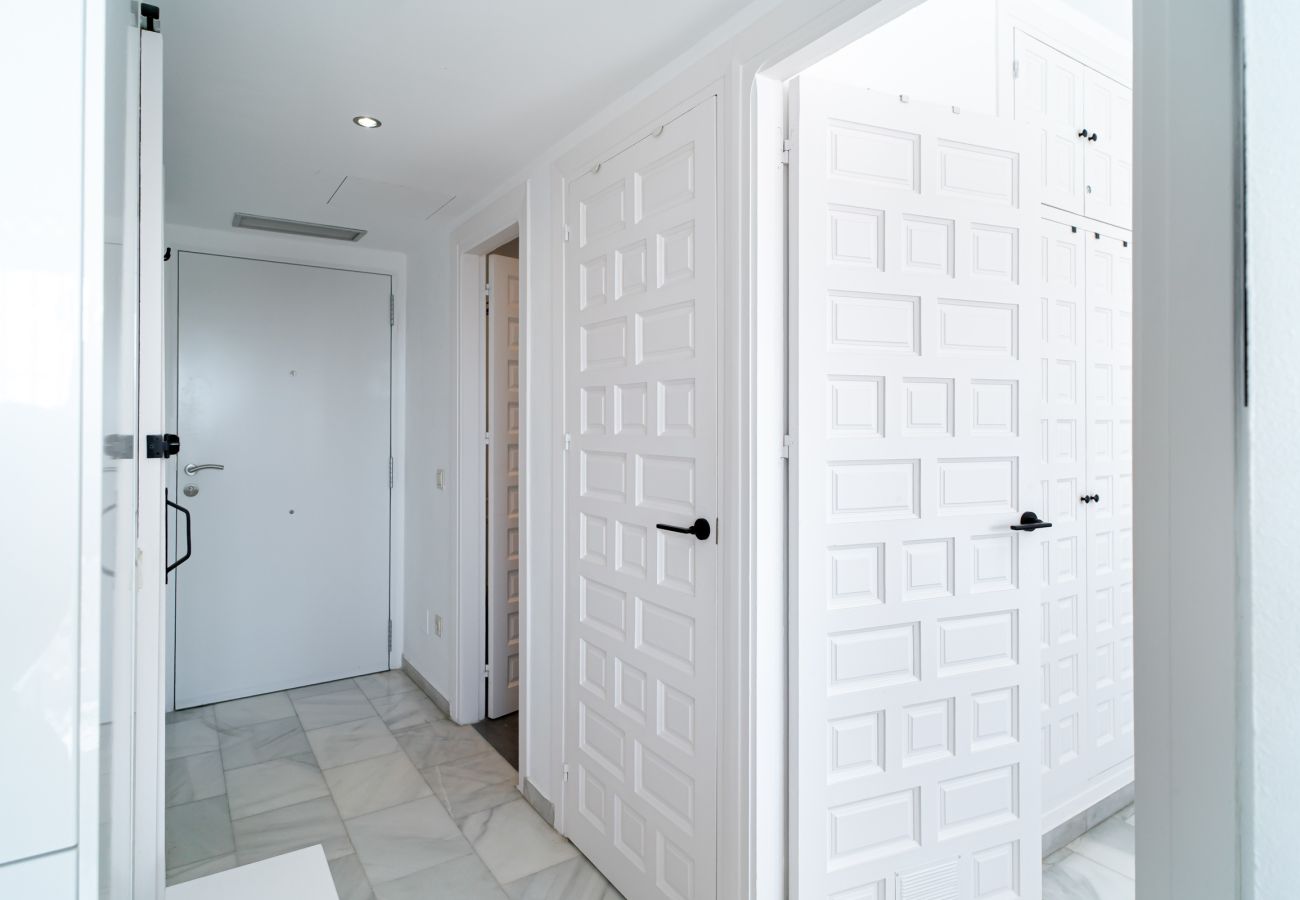 Apartamento en Nerja - Apartamento Casa Monica en Verano Azul: Vistas al Mar y Solárium en Nerja
