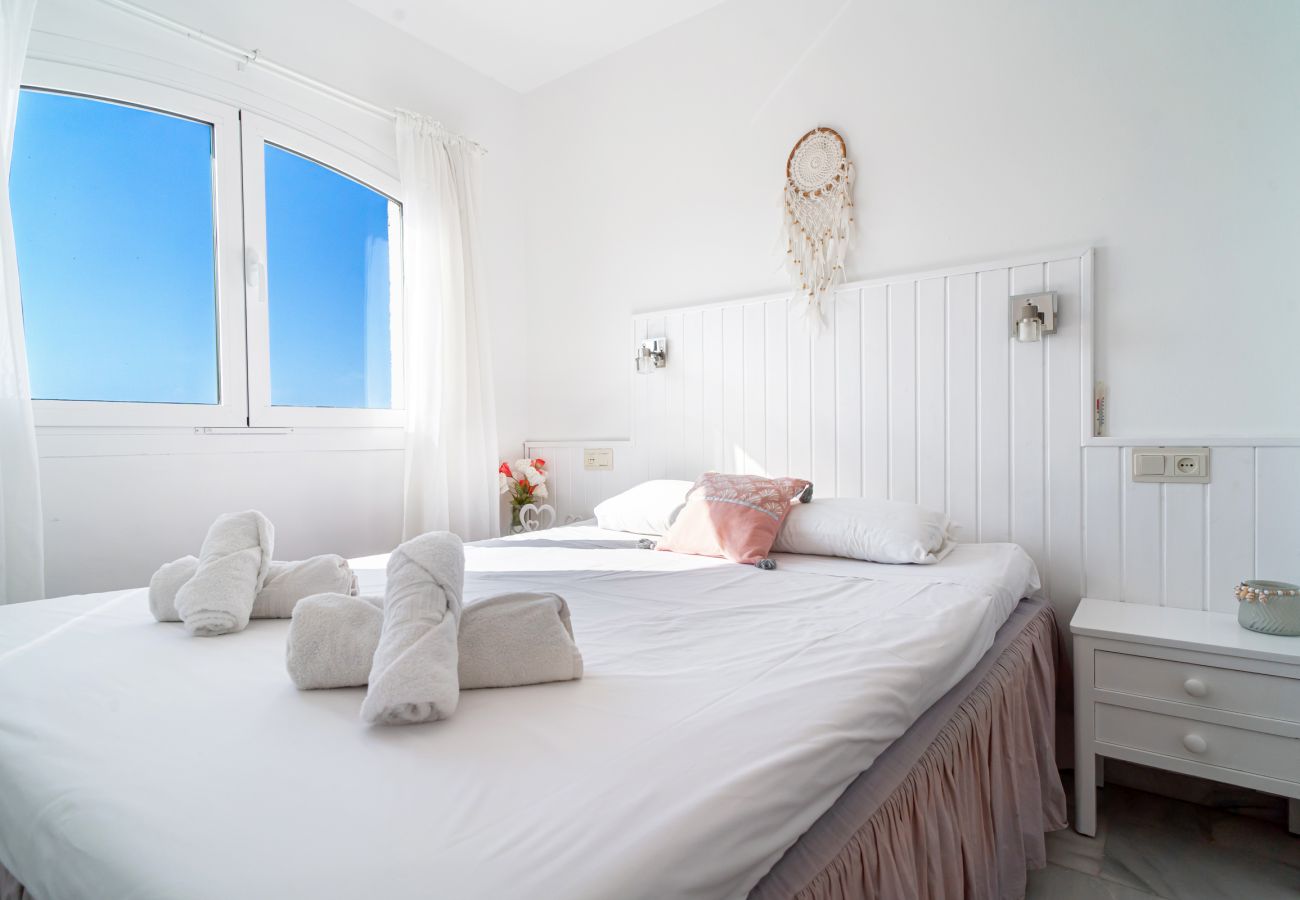 Apartamento en Nerja - Apartamento Casa Monica en Verano Azul: Vistas al Mar y Solárium en Nerja