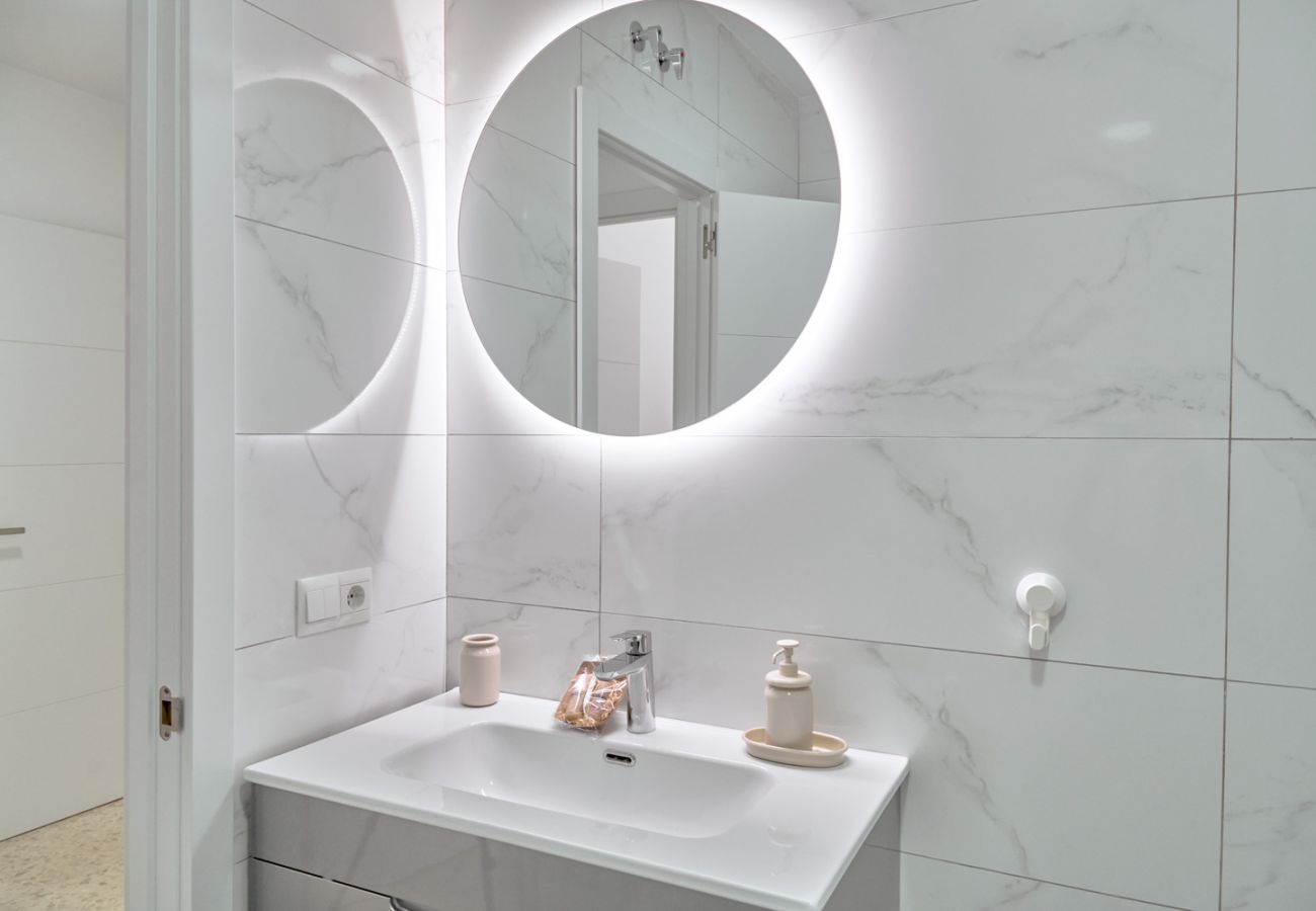 Apartamento en Nerja - Tucuman 3 Los Huertos Nerja: Apartamento Soleado