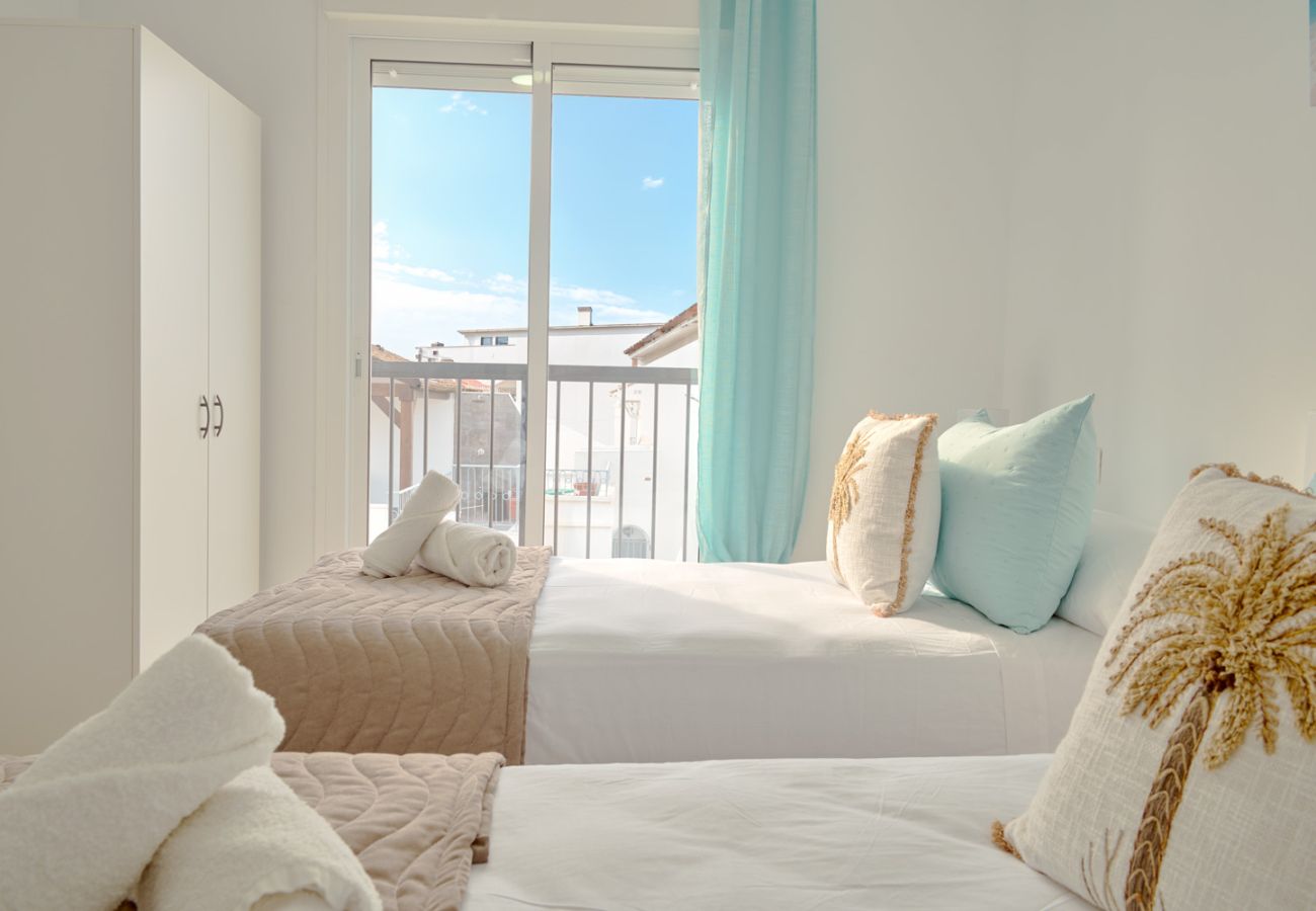 Apartamento en Nerja - Tucuman 3 Los Huertos Nerja: Apartamento Soleado