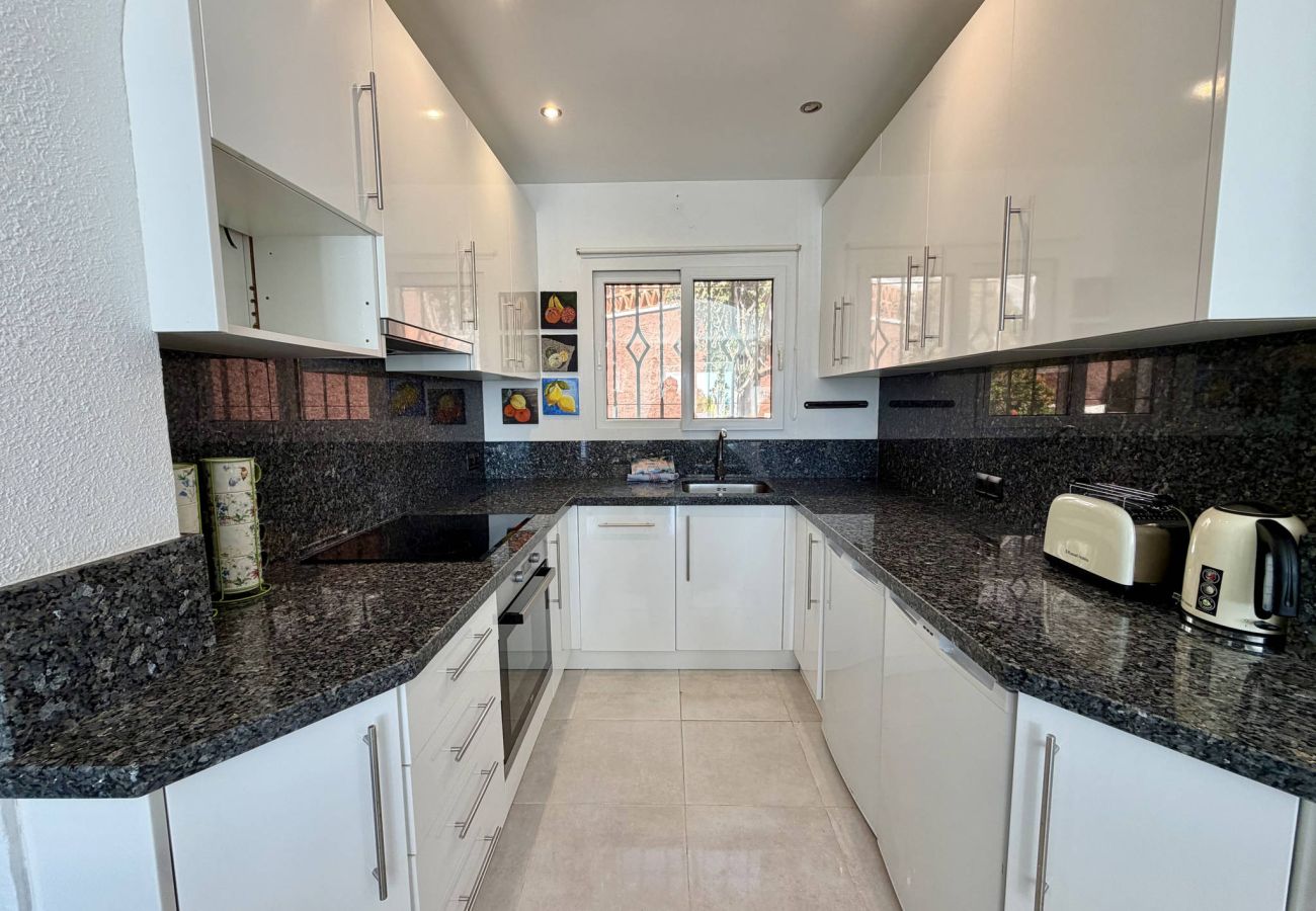 Apartamento en Nerja - Apartamento Tropicana 6C en Nerja con Vistas al Mar