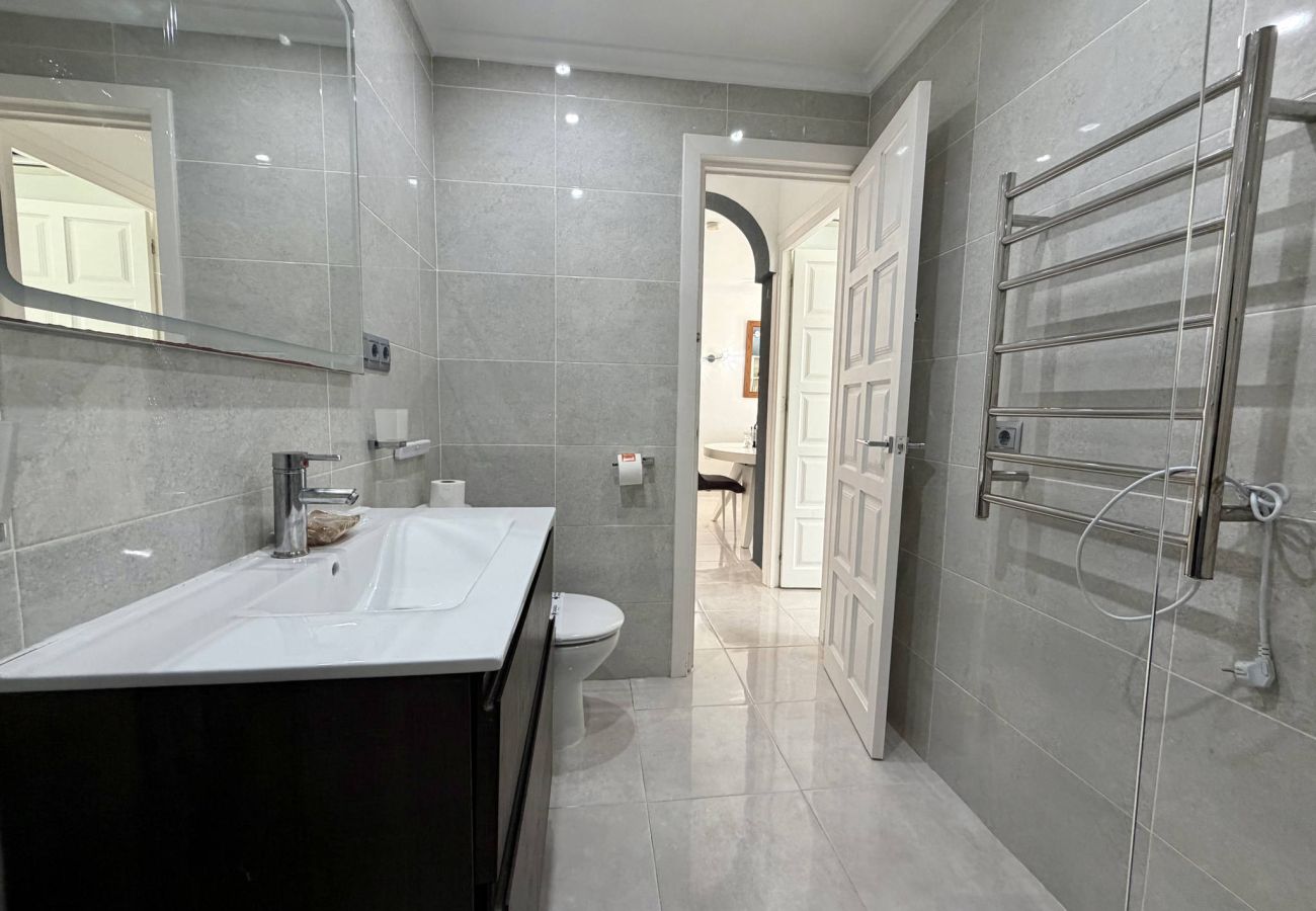 Apartamento en Nerja - Apartamento Tropicana 6C en Nerja con Vistas al Mar