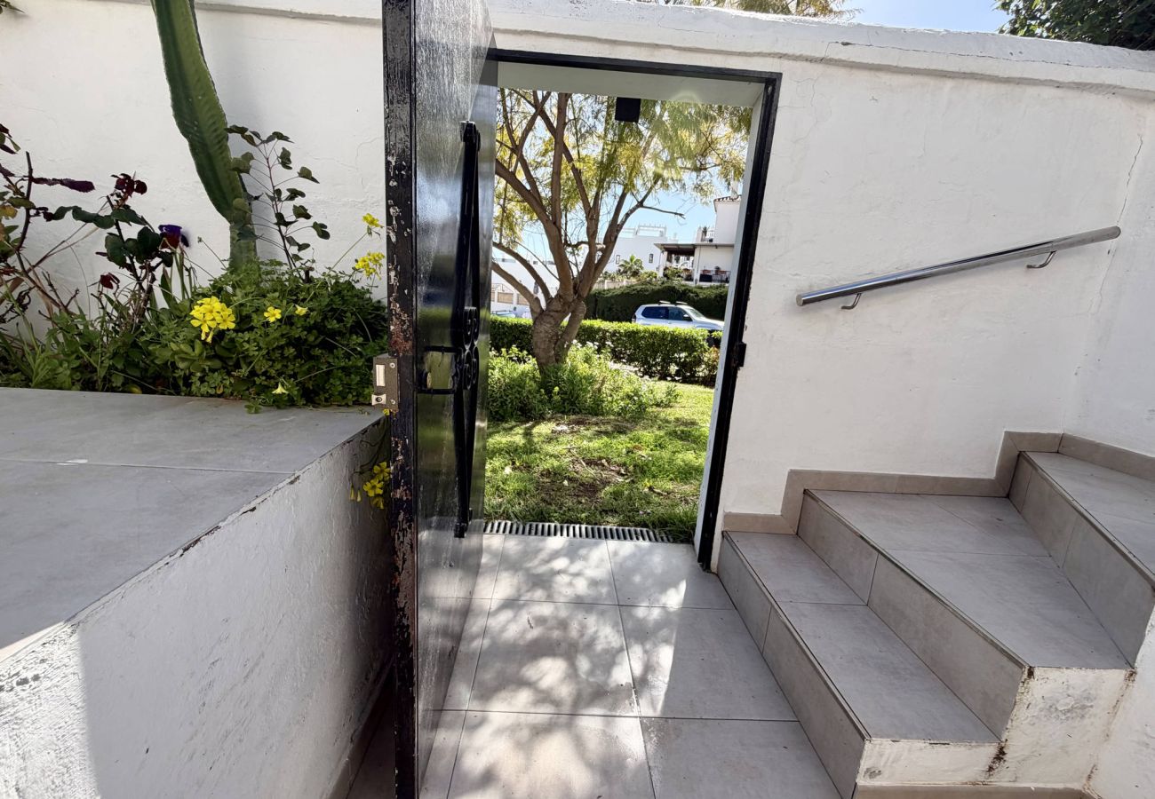 Apartamento en Nerja - Apartamento Tropicana 6C en Nerja con Vistas al Mar