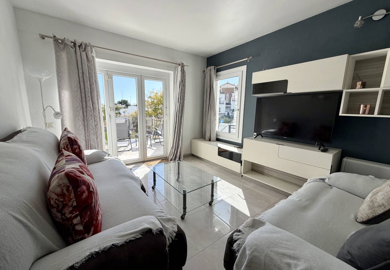 Apartamento en Nerja - Apartamento Tropicana 6C en Nerja con Vistas al Mar