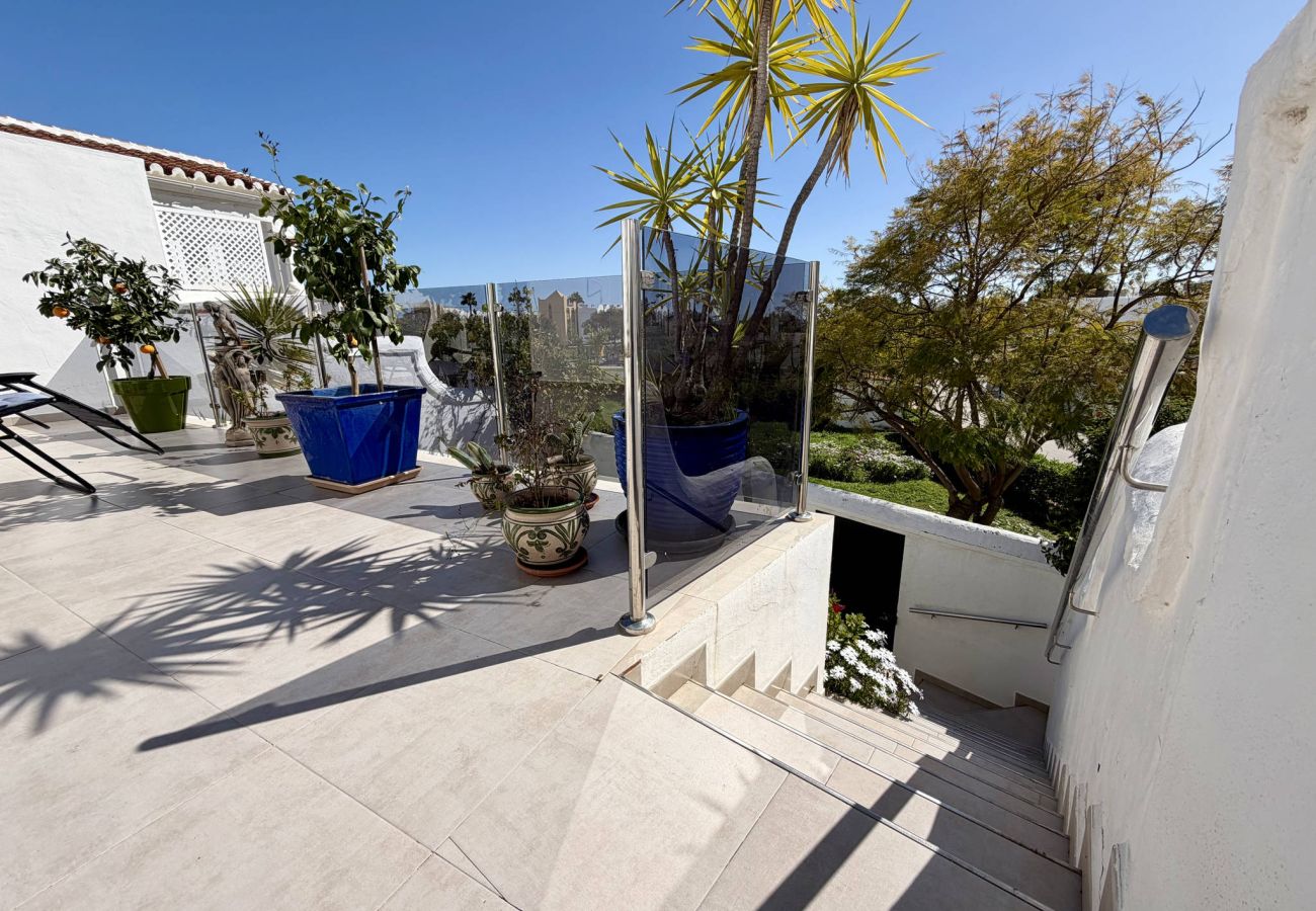 Apartamento en Nerja - Apartamento Tropicana 6C en Nerja con Vistas al Mar