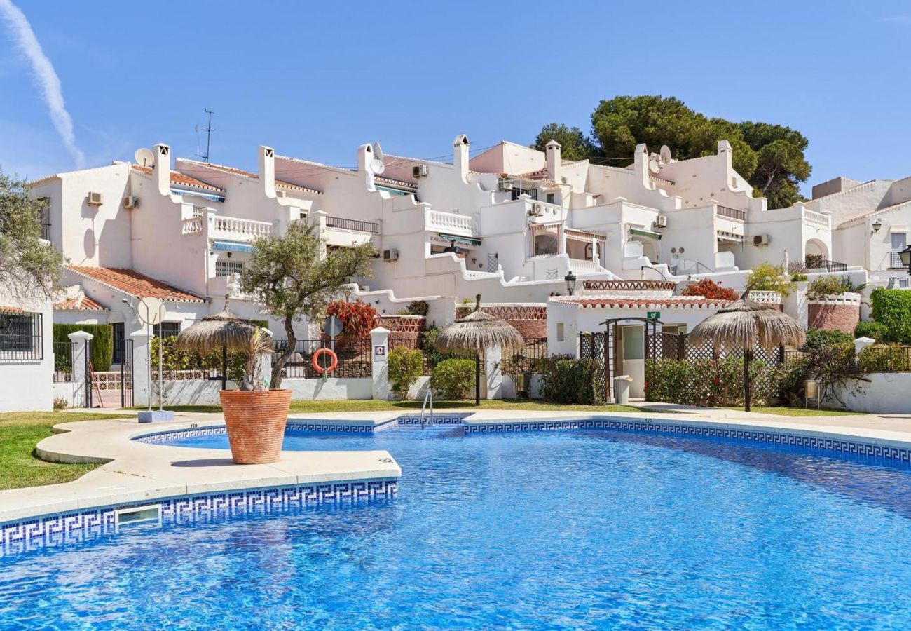 Apartamento en Nerja - Apartamento Tropicana 6C en Nerja con Vistas al Mar