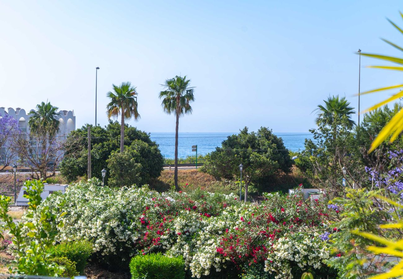 Apartamento en Nerja - Apartamento Tropicana 6C en Nerja con Vistas al Mar