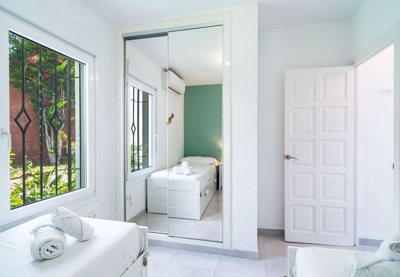 Apartamento en Nerja - Apartamento Tropicana 6C en Nerja con Vistas al Mar