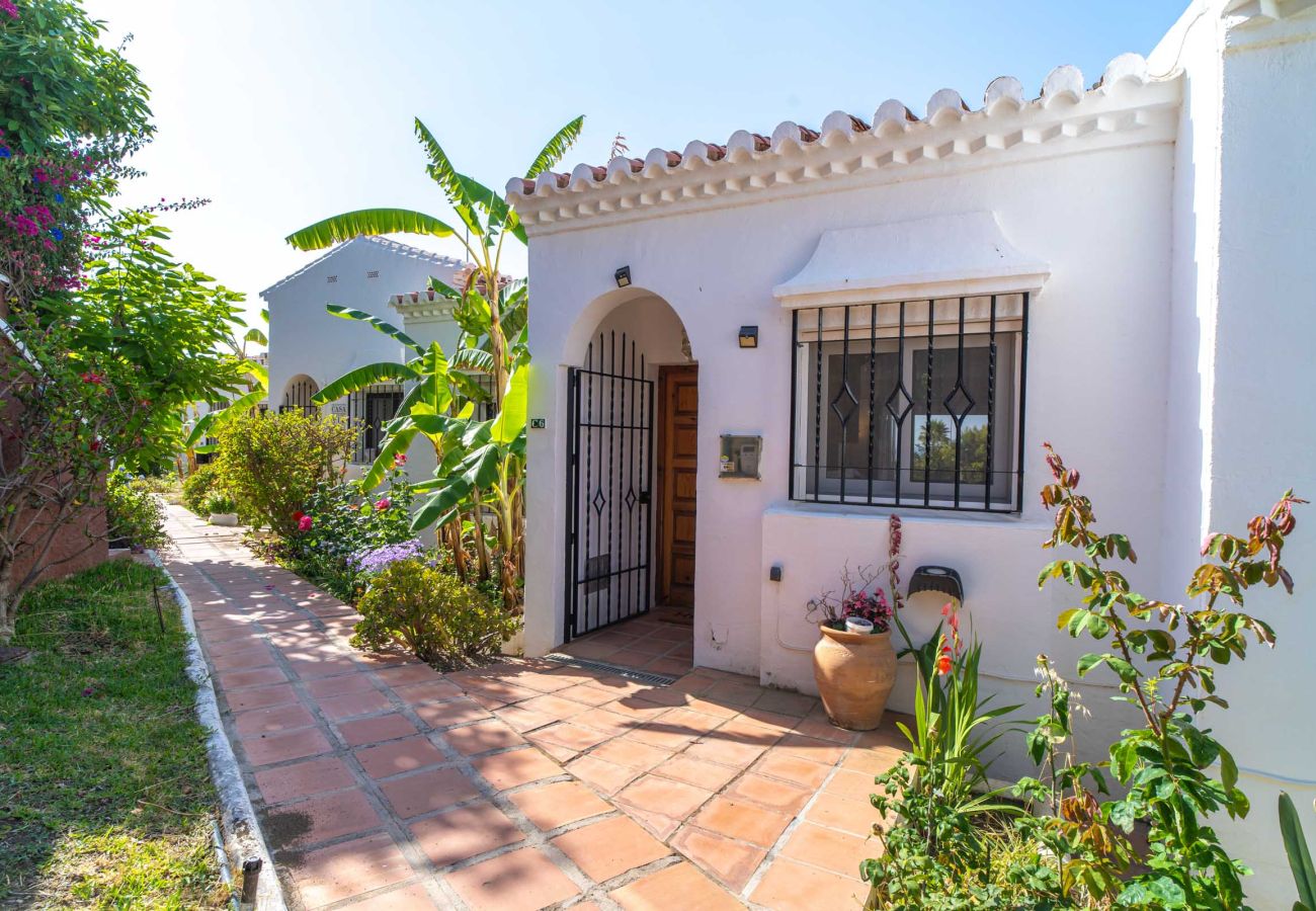 Apartamento en Nerja - Apartamento Tropicana 6C en Nerja con Vistas al Mar