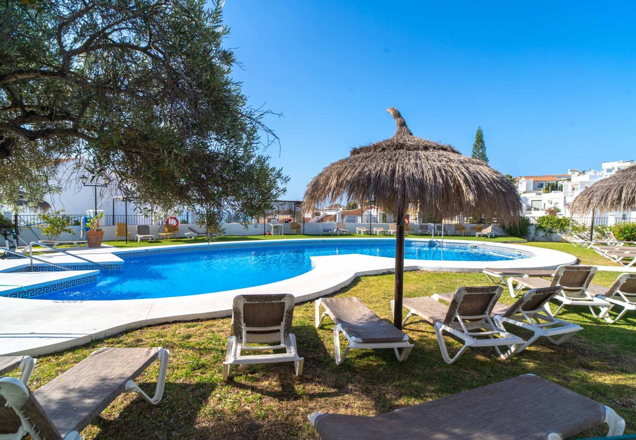 Apartamento en Nerja - Apartamento Tropicana 6C en Nerja con Vistas al Mar