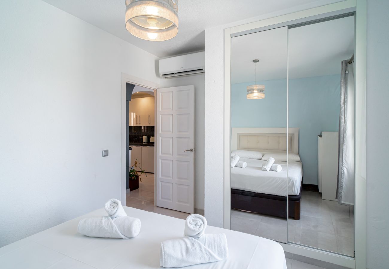 Apartamento en Nerja - Apartamento Tropicana 6C en Nerja con Vistas al Mar