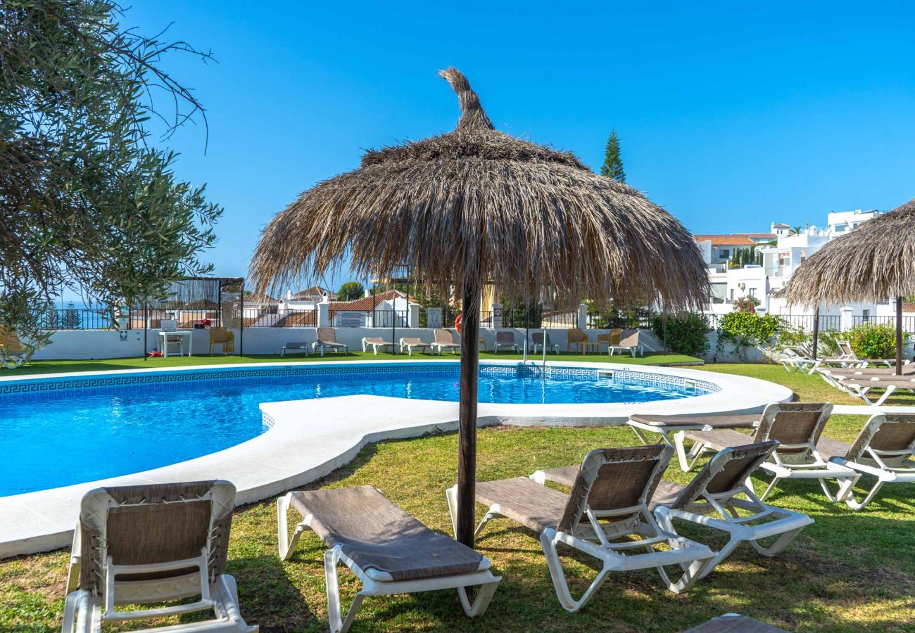 Apartamento en Nerja - Apartamento Tropicana 6C en Nerja con Vistas al Mar