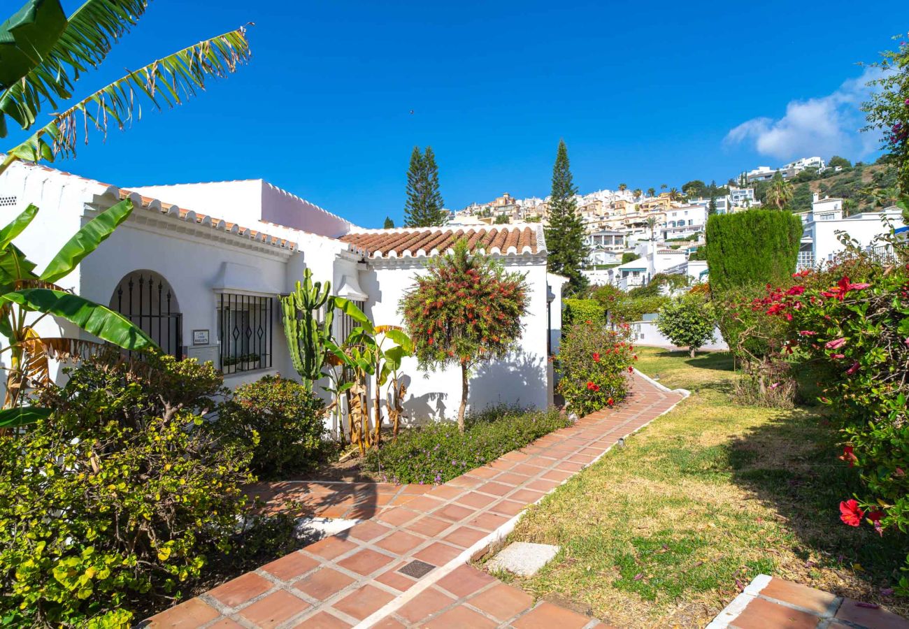 Apartamento en Nerja - Apartamento Tropicana 6C en Nerja con Vistas al Mar
