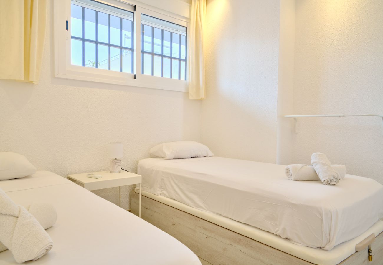 Apartamento en Nerja - Apartamento Arce I 26 en Playa Torrecilla Nerja con Vistas al Mar