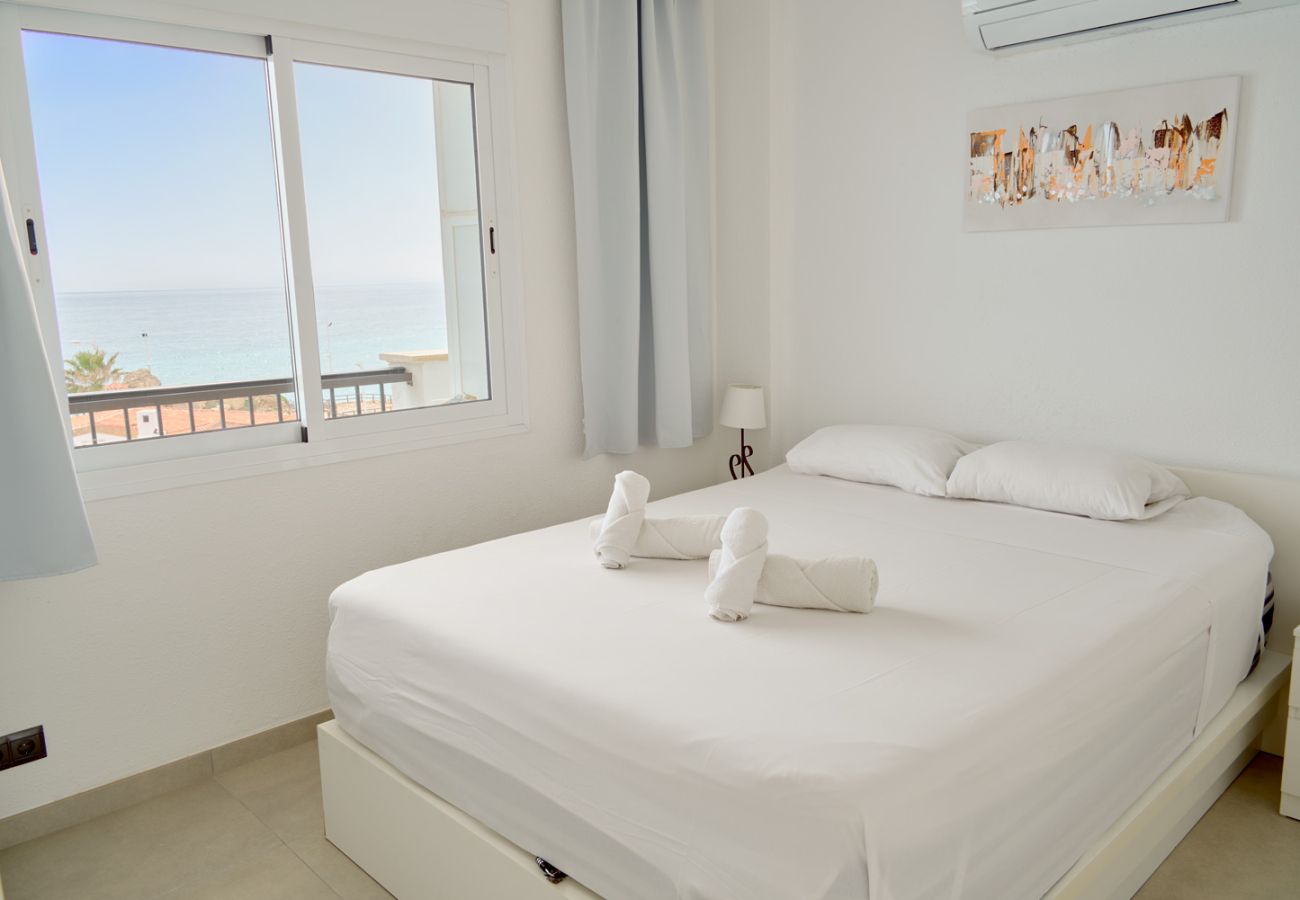 Apartamento en Nerja - Apartamento Arce I 26 en Playa Torrecilla Nerja con Vistas al Mar