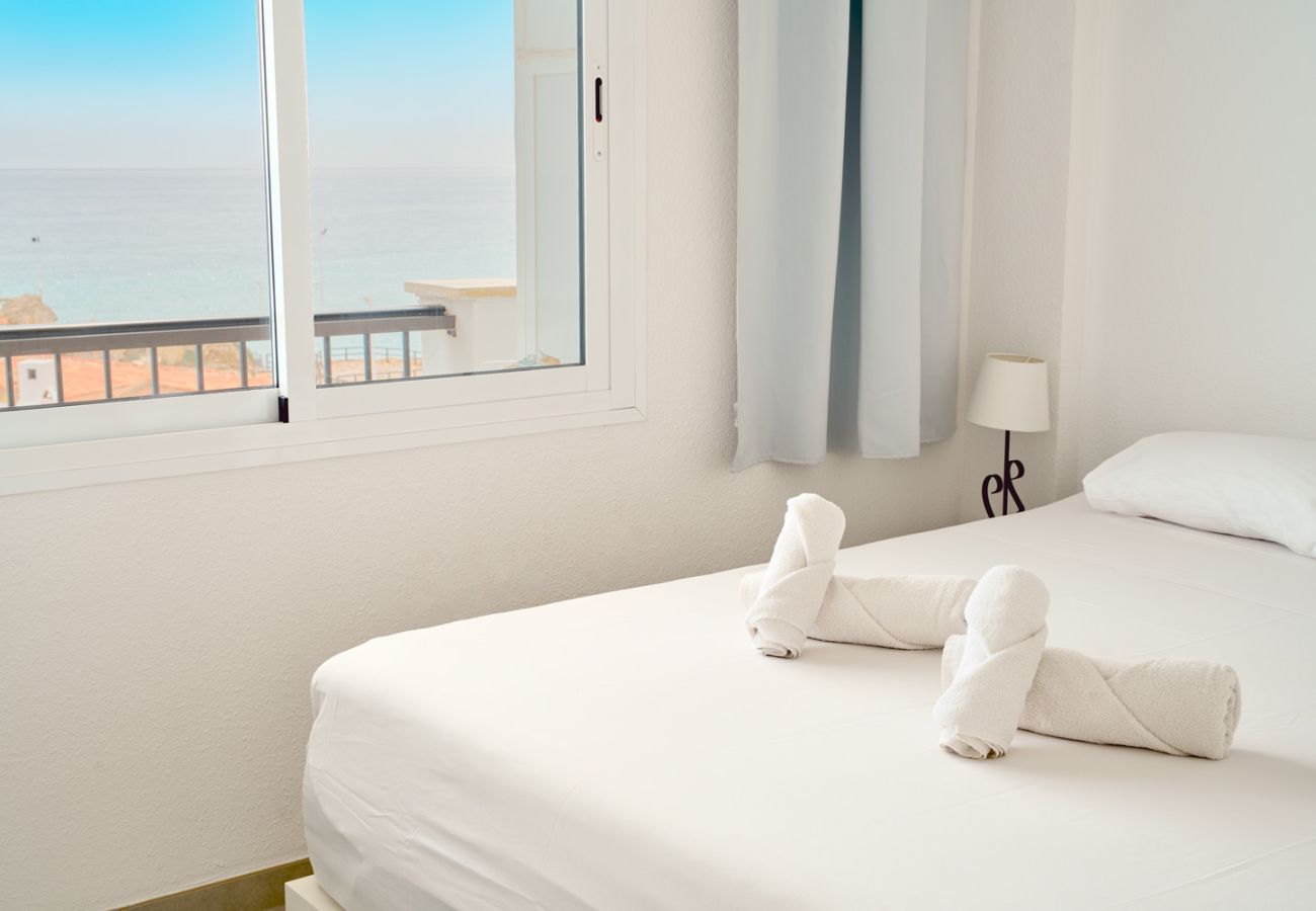 Apartamento en Nerja - Apartamento Arce I 26 en Playa Torrecilla Nerja con Vistas al Mar