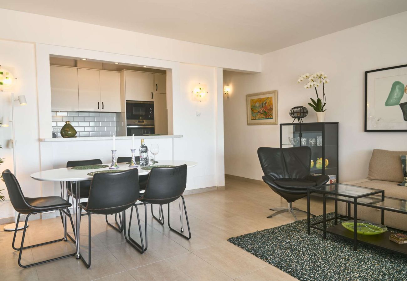 Casa adosada en Nerja - Casablanca 9: Dúplex con Terrazas en Varios Niveles, Vistas al Mar y Atardecer